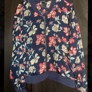 🌸Floral Zip Up🌸